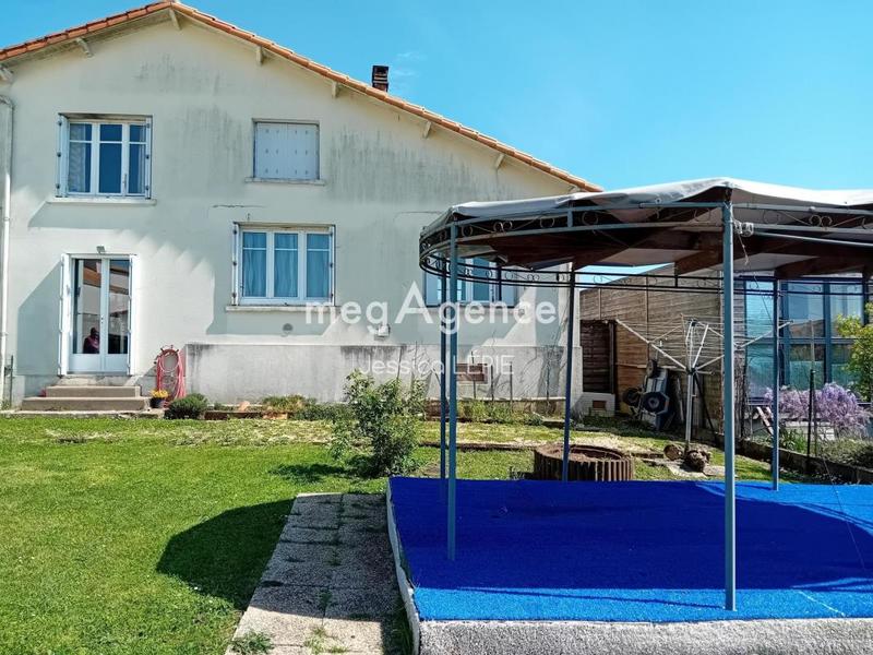 Maison - 100 m² - 4 pièces