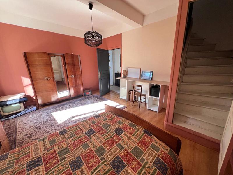 Maison - 162 m² - 7 pièces