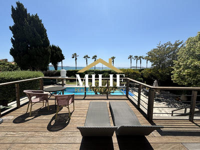 Villa - 350 m² - 8 pièces