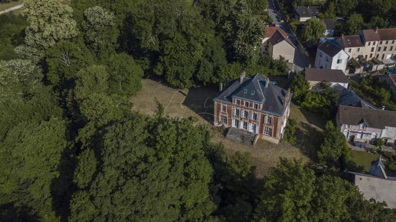 Château - 476 m² - 21 pièces