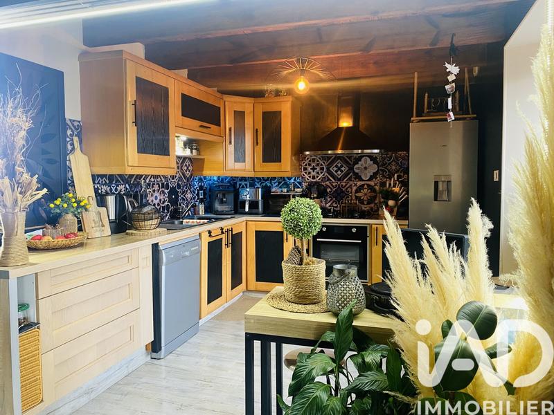 Maison - 141 m² - 5 pièces