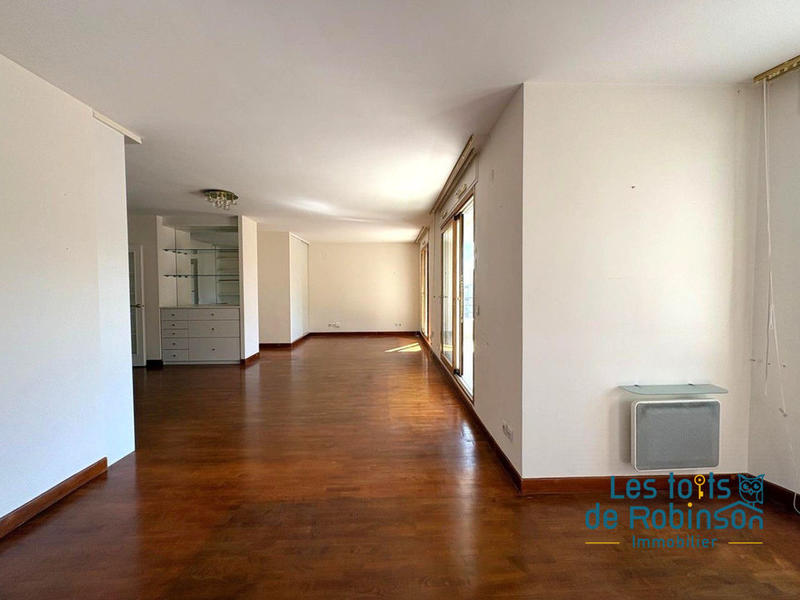 Appartement - 102 m² - 5 pièces