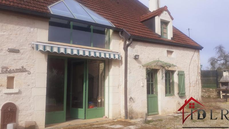 Maison de village - 220 m² - 7 pièces