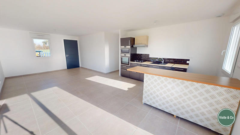 Maison traditionnelle - 81 m² - 4 pièces