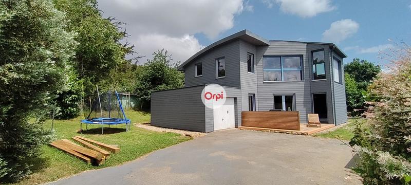 Maison - 137 m² - 5 pièces