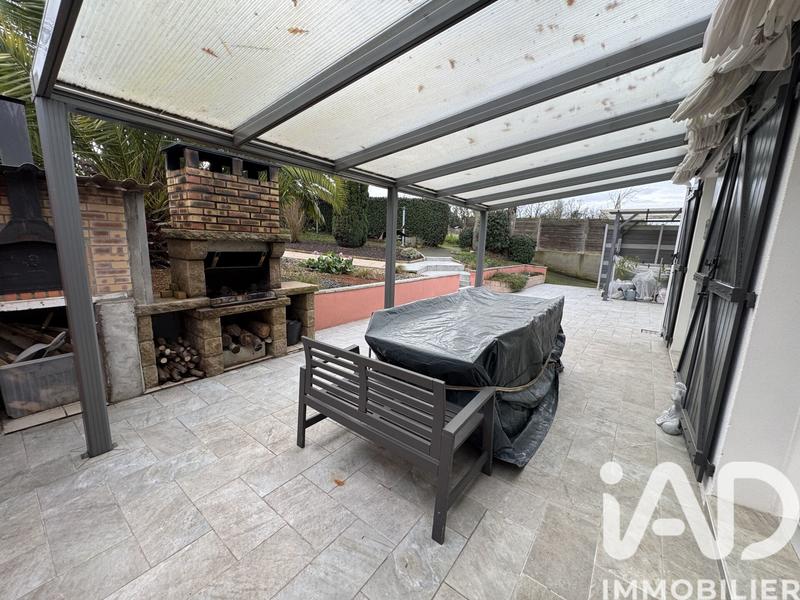 Maison - 102 m² - 4 pièces