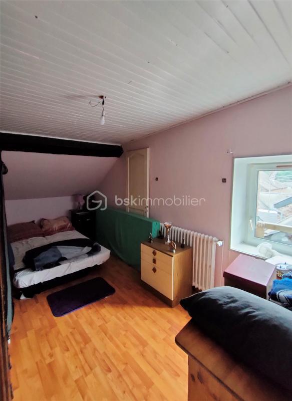 Immeuble - 168 m² - 8 pièces