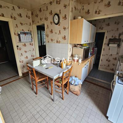 Maison - 84 m² - 5 pièces