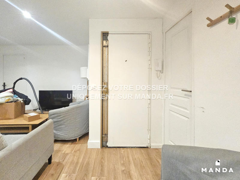 Chambre - 10 m² - 5 pièces