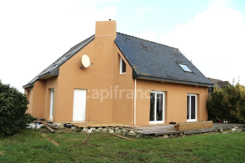 Maison - 107 m² - 6 pièces