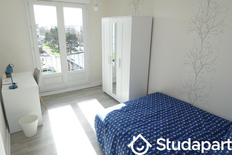 Chambre - 10 m² - 1 pièce