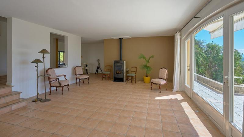 Villa - 204 m² - 5 pièces
