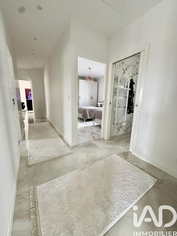 Maison - 187 m² - 7 pièces