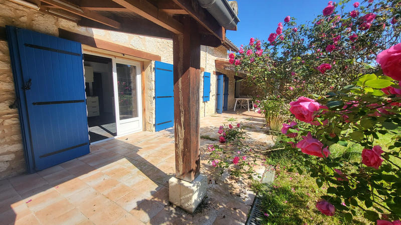 Maison - 210 m² - 5 pièces