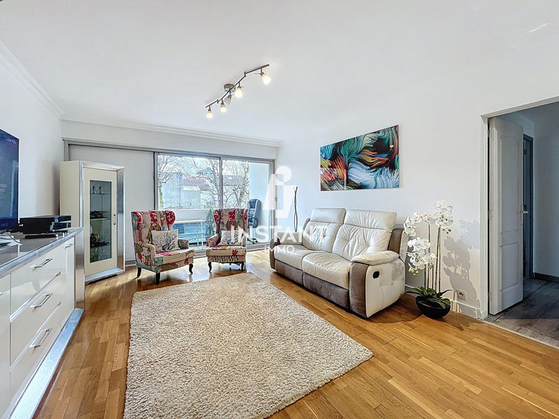 Appartement - 72 m² - 3 pièces