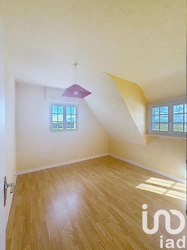 Maison - 139 m² - 8 pièces