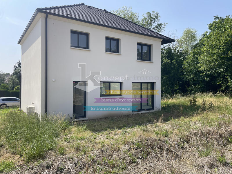 Maison - 105 m² - 5 pièces