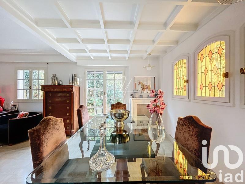 Maison - 190 m² - 8 pièces