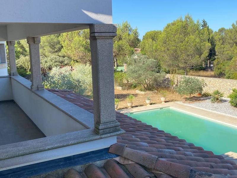 Villa - 180 m² - 6 pièces