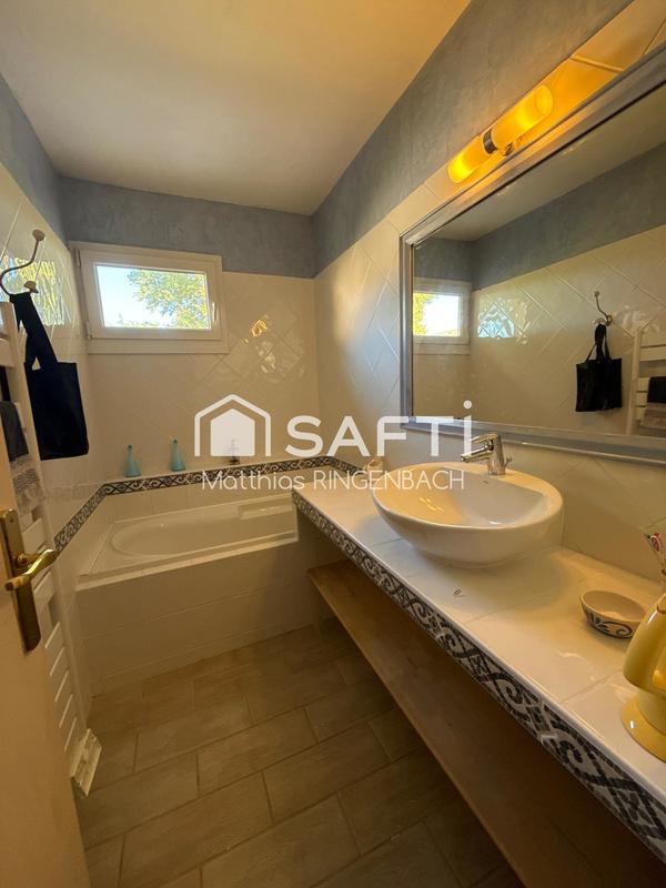 Maison - 127 m² - 5 pièces