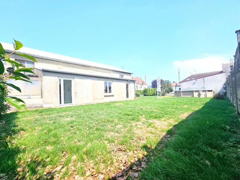 Maison traditionnelle - 196 m² - 5 pièces