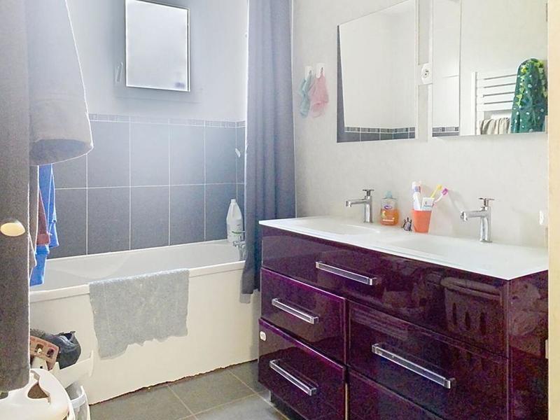 Maison - 84 m² - 5 pièces