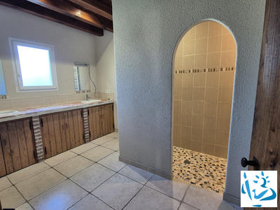 Maison - 136 m² - 6 pièces