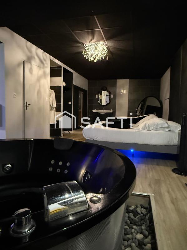 Maison - 245 m² - 4 pièces