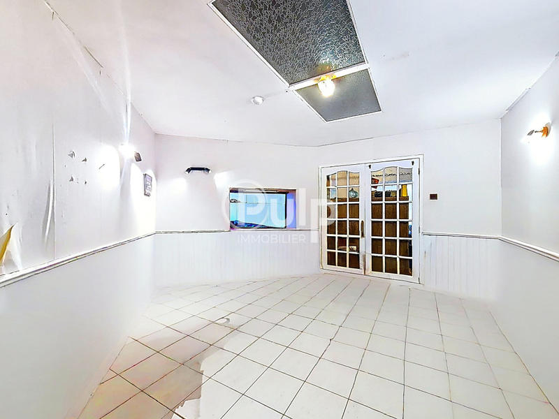 Maison - 159 m² - 6 pièces