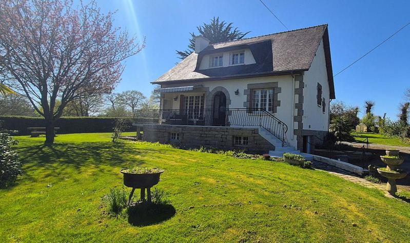 Maison - 125 m² - 5 pièces