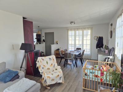 Maison - 100 m² - 4 pièces