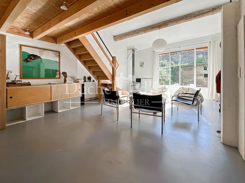 Maison - 198 m² - 7 pièces