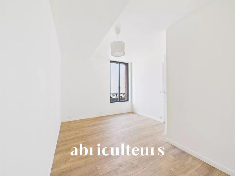 Maison - 25 m² - 5 pièces