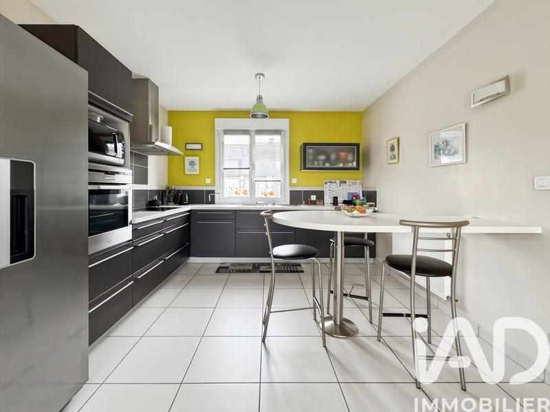 Maison - 100 m² - 6 pièces