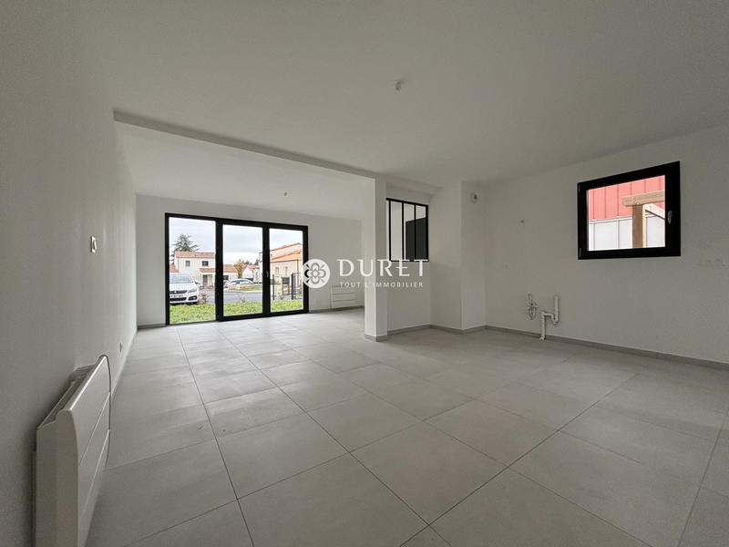 Maison - 83 m² - 5 pièces