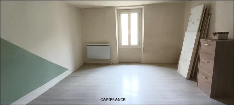 Maison de village - 200 m² - 9 pièces