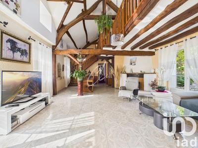 Maison - 360 m² - 13 pièces