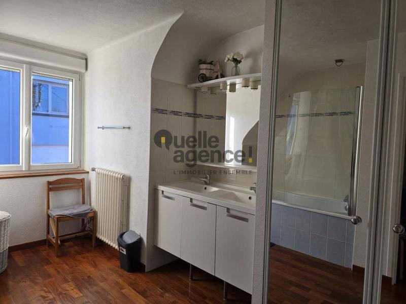 Maison - 192 m² - 8 pièces