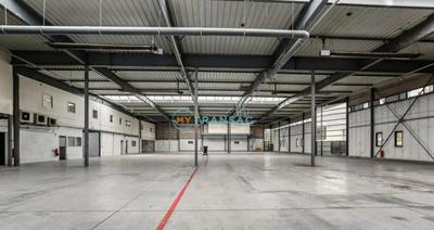 Entrepôt - 2 899 m²