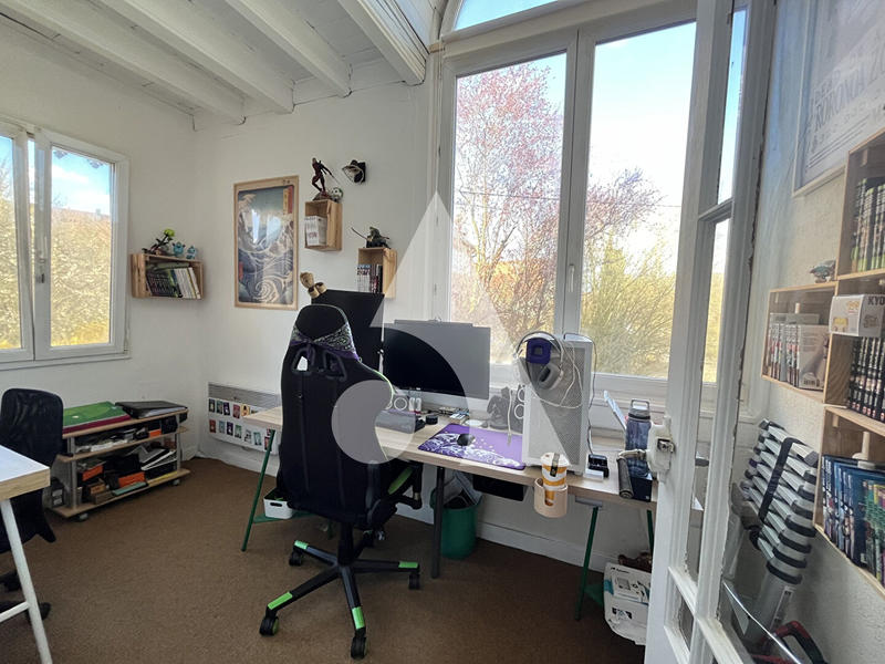 Maison - 110 m² - 4 pièces