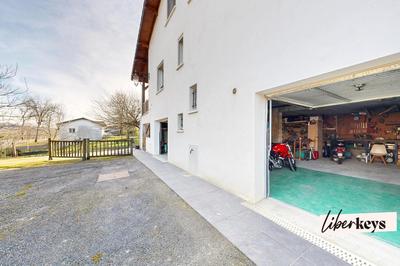 Maison - 151 m² - 5 pièces