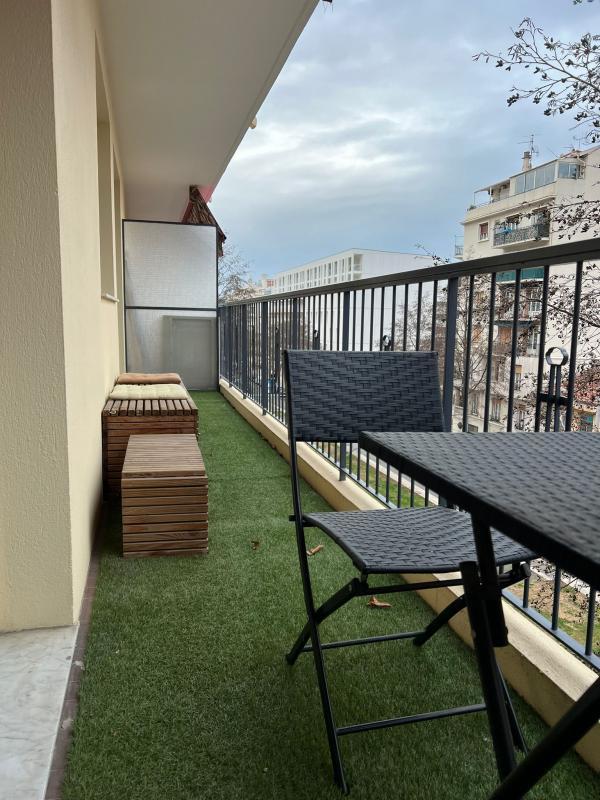 Studio - 27 m² - 1 pièce