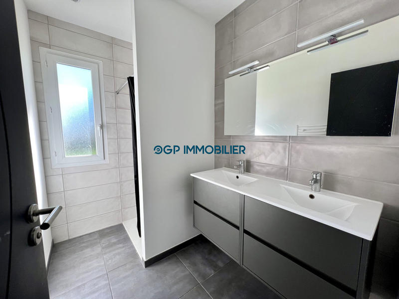 Maison contemporaine - 95 m² - 6 pièces