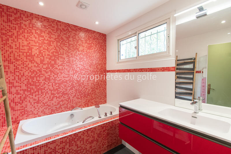 Maison - 169 m² - 4 pièces