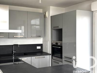 Appartement - 77 m² - 4 pièces