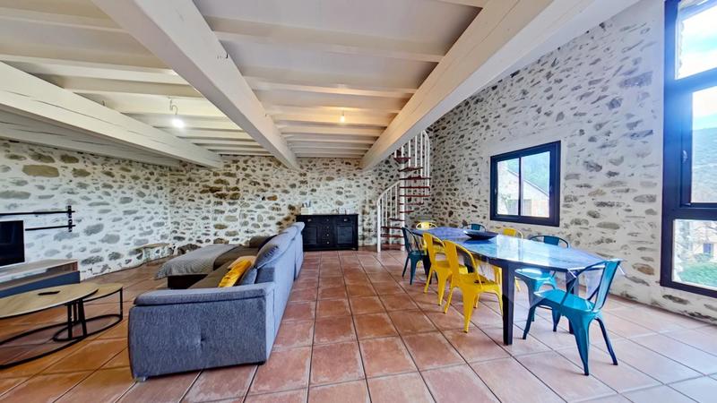 Maison - 138 m² - 4 pièces