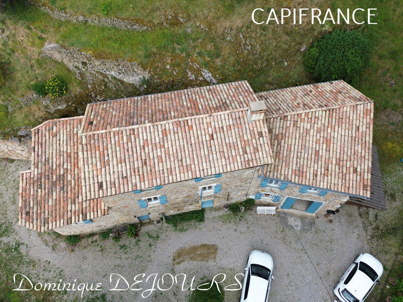 Maison - 137 m² - 4 pièces