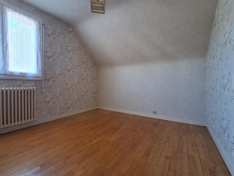 Maison - 107 m² - 6 pièces