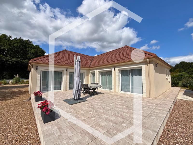 Maison - 165 m² - 5 pièces