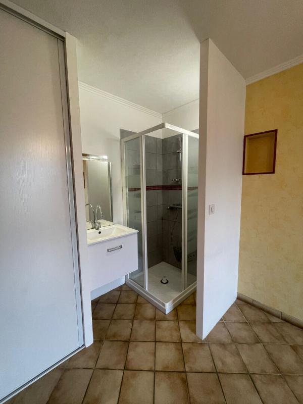 Maison - 98 m² - 5 pièces